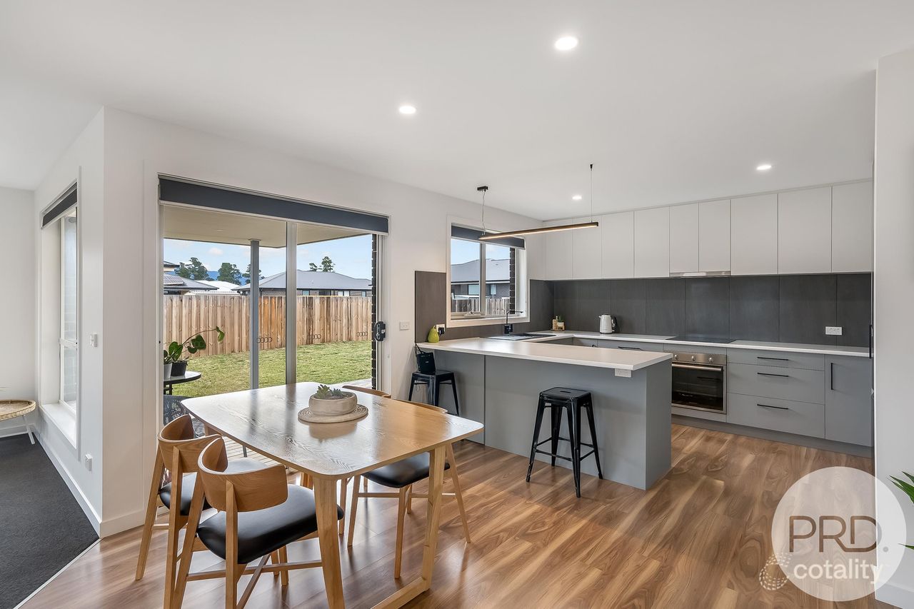 14 Hollingsworth St, Brighton, TAS 7030