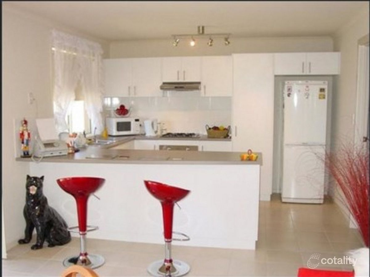 28 Hughes Ct, Walkley Heights, SA 5098