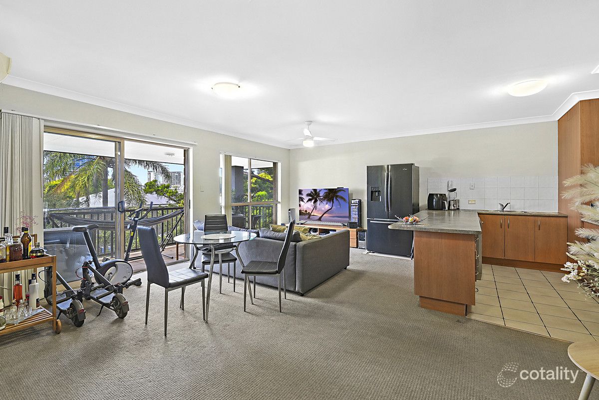 11/25 Walton St, Southport, QLD 4215