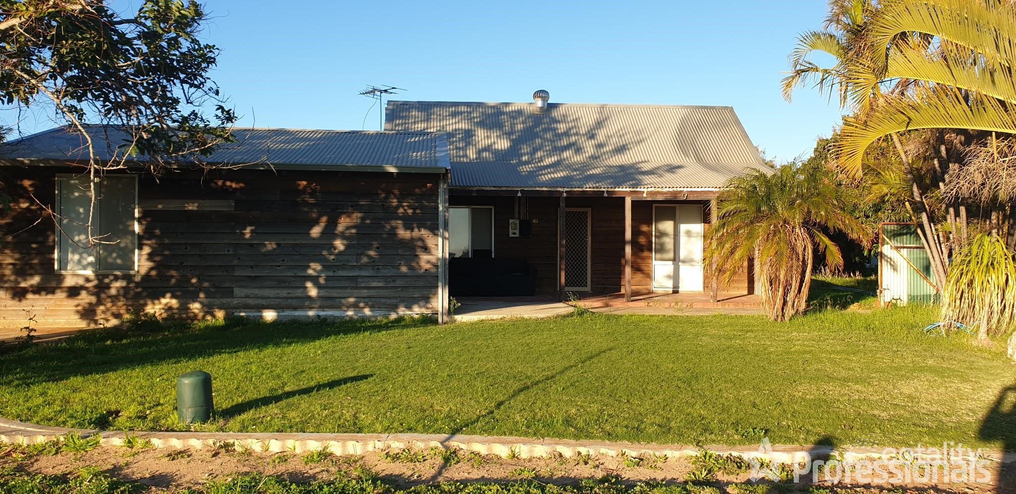 54 Sutcliffe Rd, Waggrakine, WA 6530