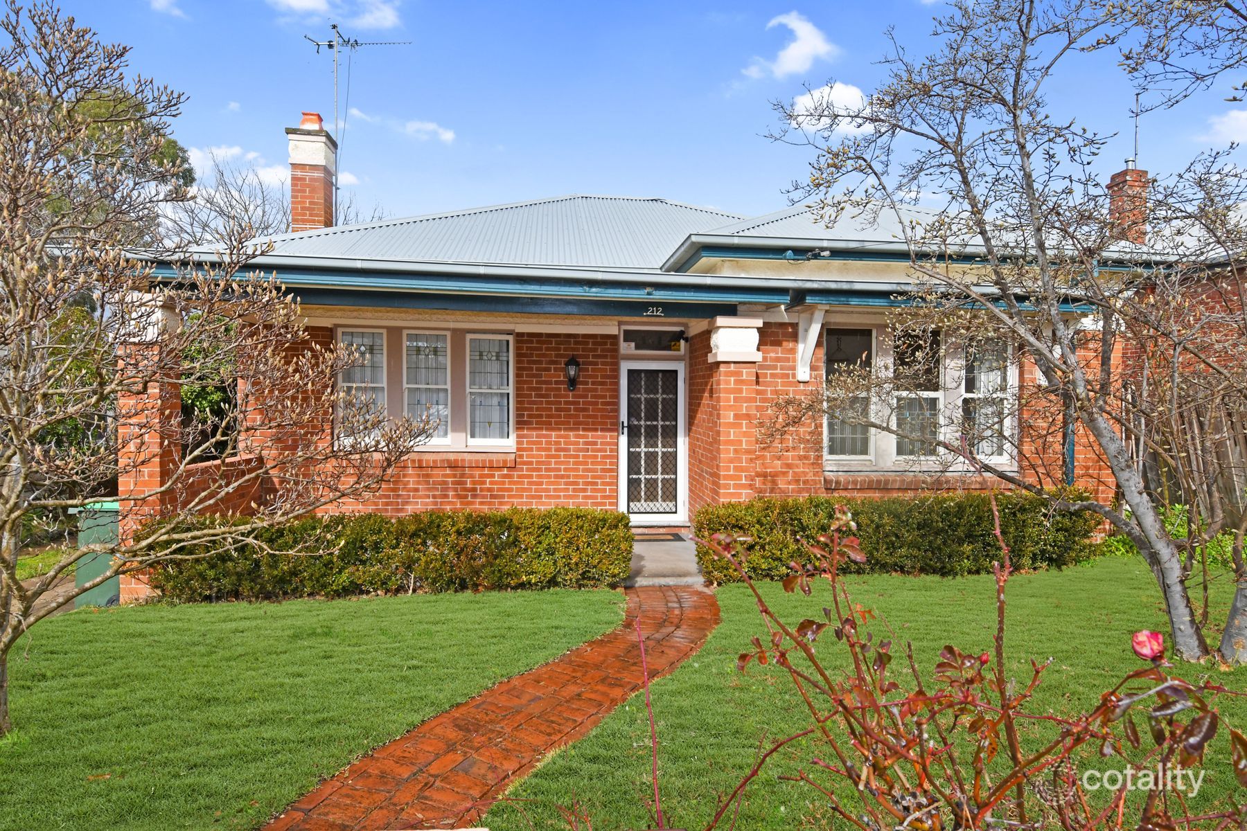 212 Seymour St, Bathurst, NSW 2795