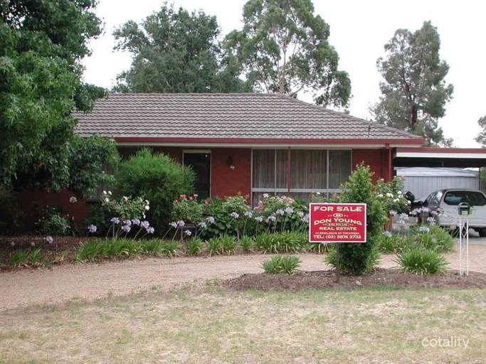 88 Hennessy St, Tocumwal, NSW 2714
