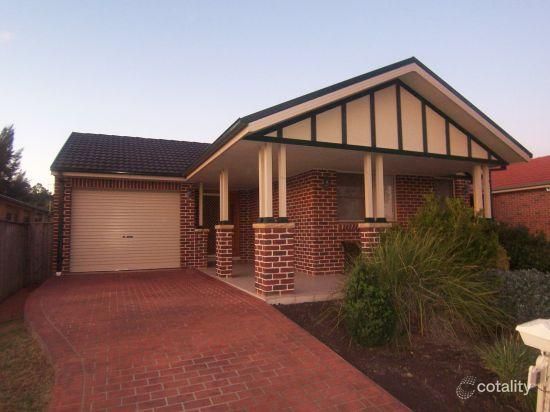 3 Cavers St, Currans Hill, NSW 2567