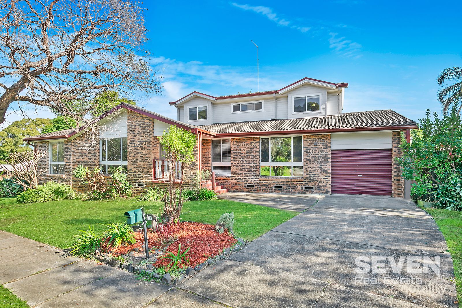 34 Faulkland Cres, Kings Park, NSW 2148