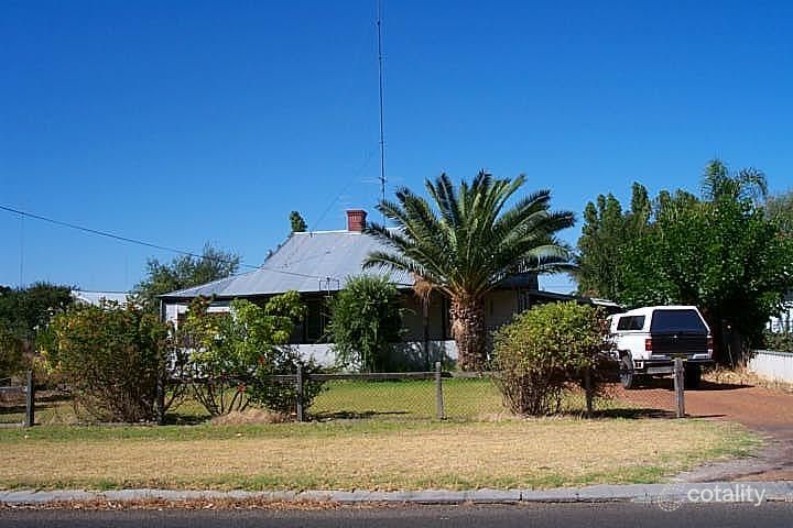 17 Centennial Ave, Harvey, WA 6220