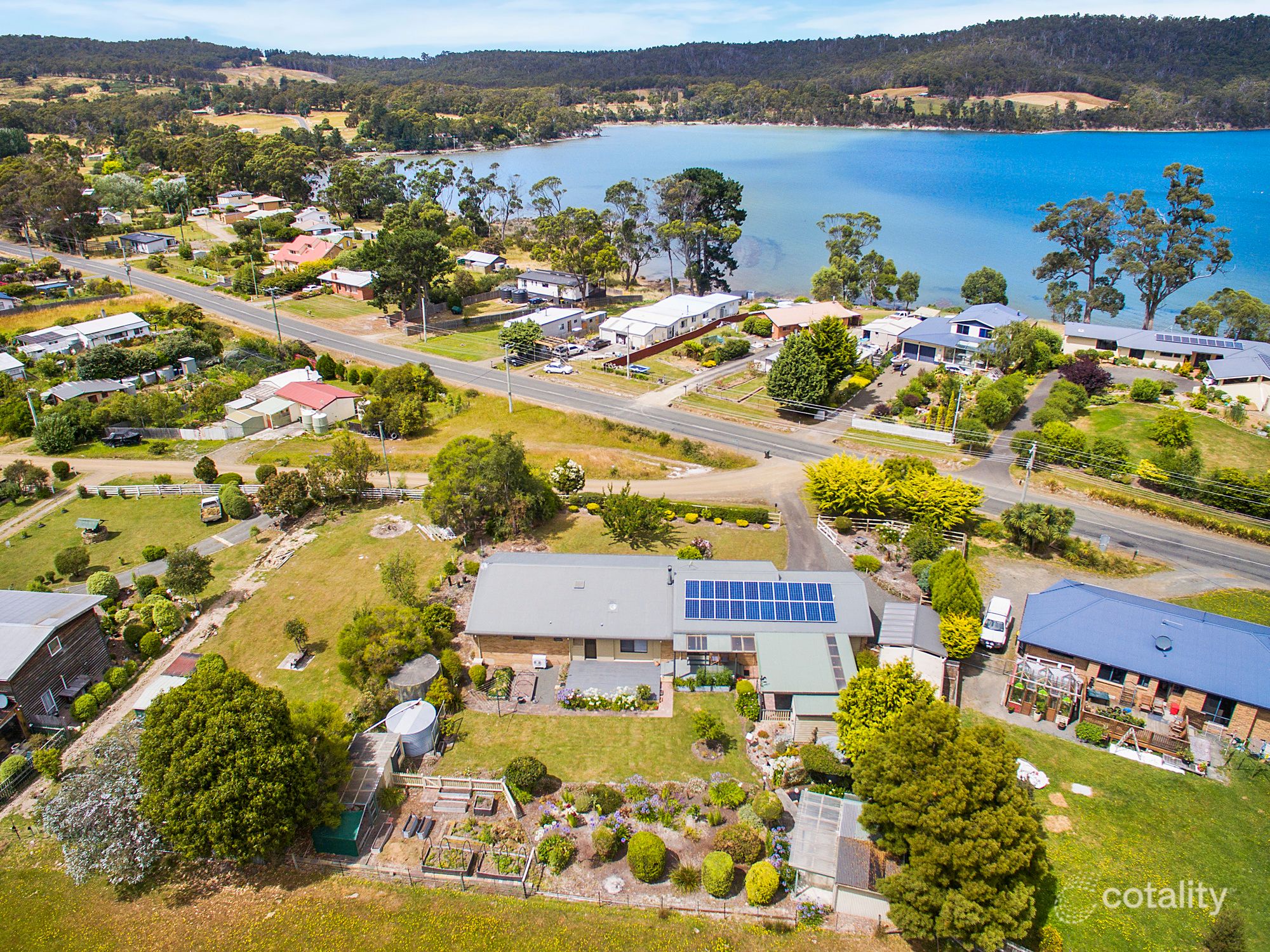 1 Wilsons Rd, Deep Bay, TAS 7112