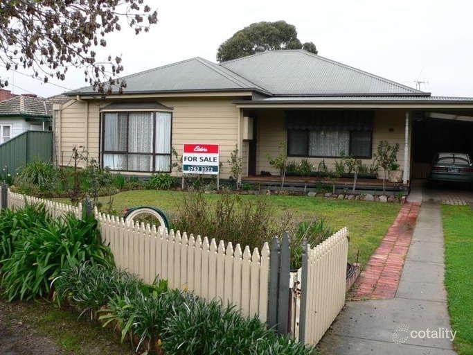 37 Clarke St, Benalla, VIC 3672