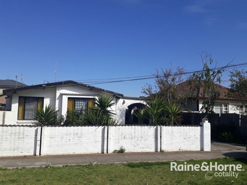 15a Albert Cres, St Albans, VIC 3021