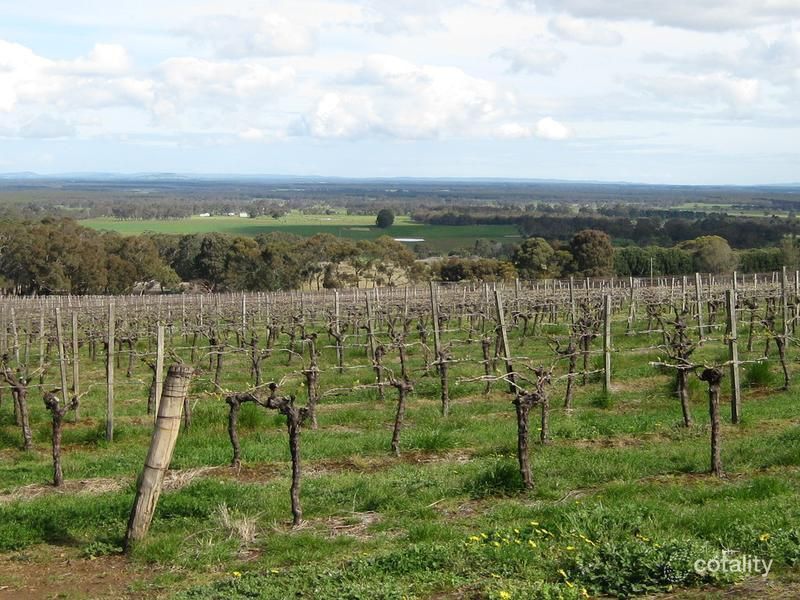 464 Woodlands Rd, Porongurup, WA 6324