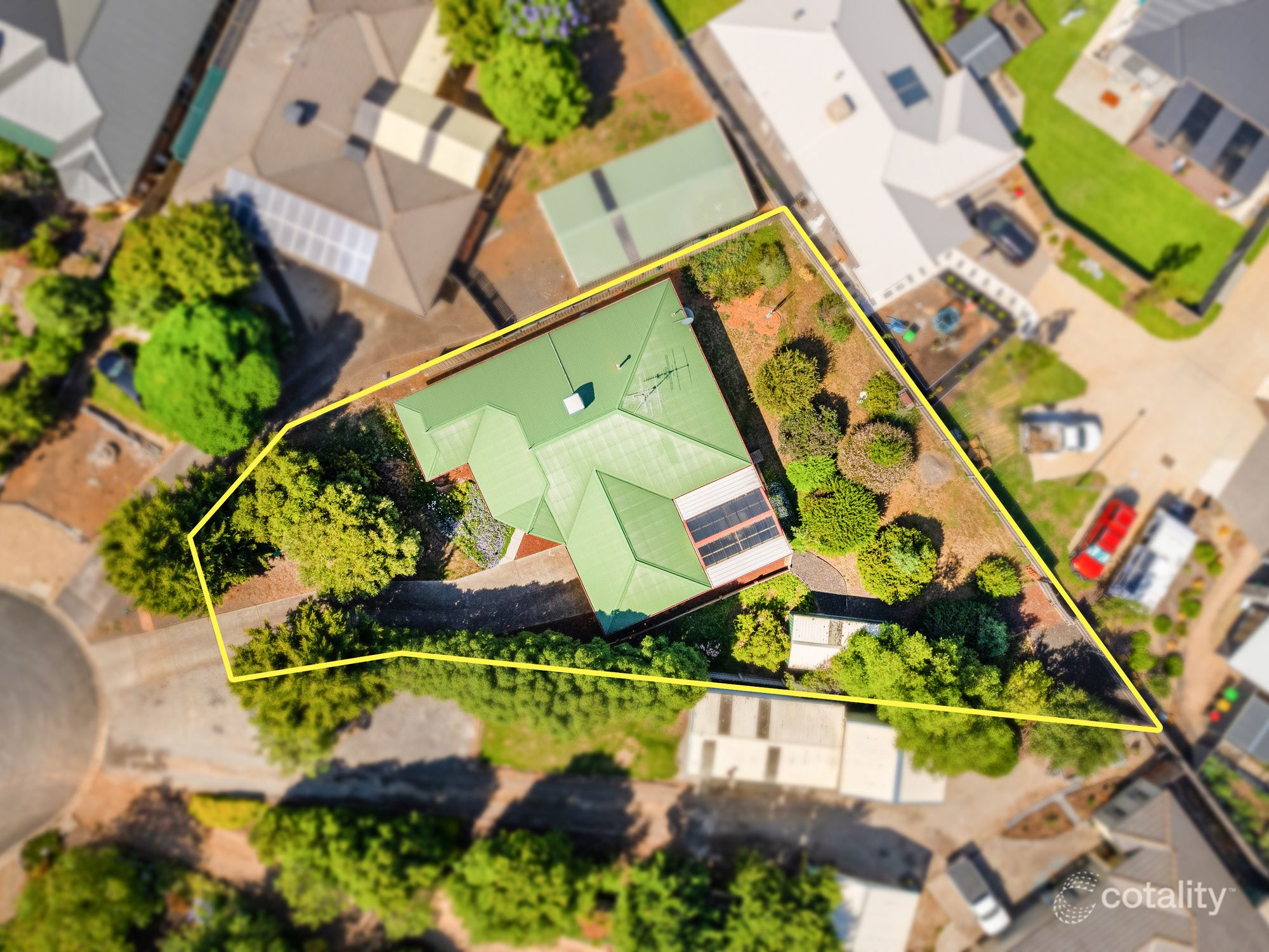 4 Epsom Cl, Bacchus Marsh, VIC 3340