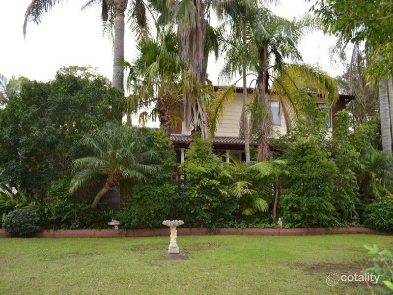 21 Churchill Cres, Windermere Park, NSW 2264