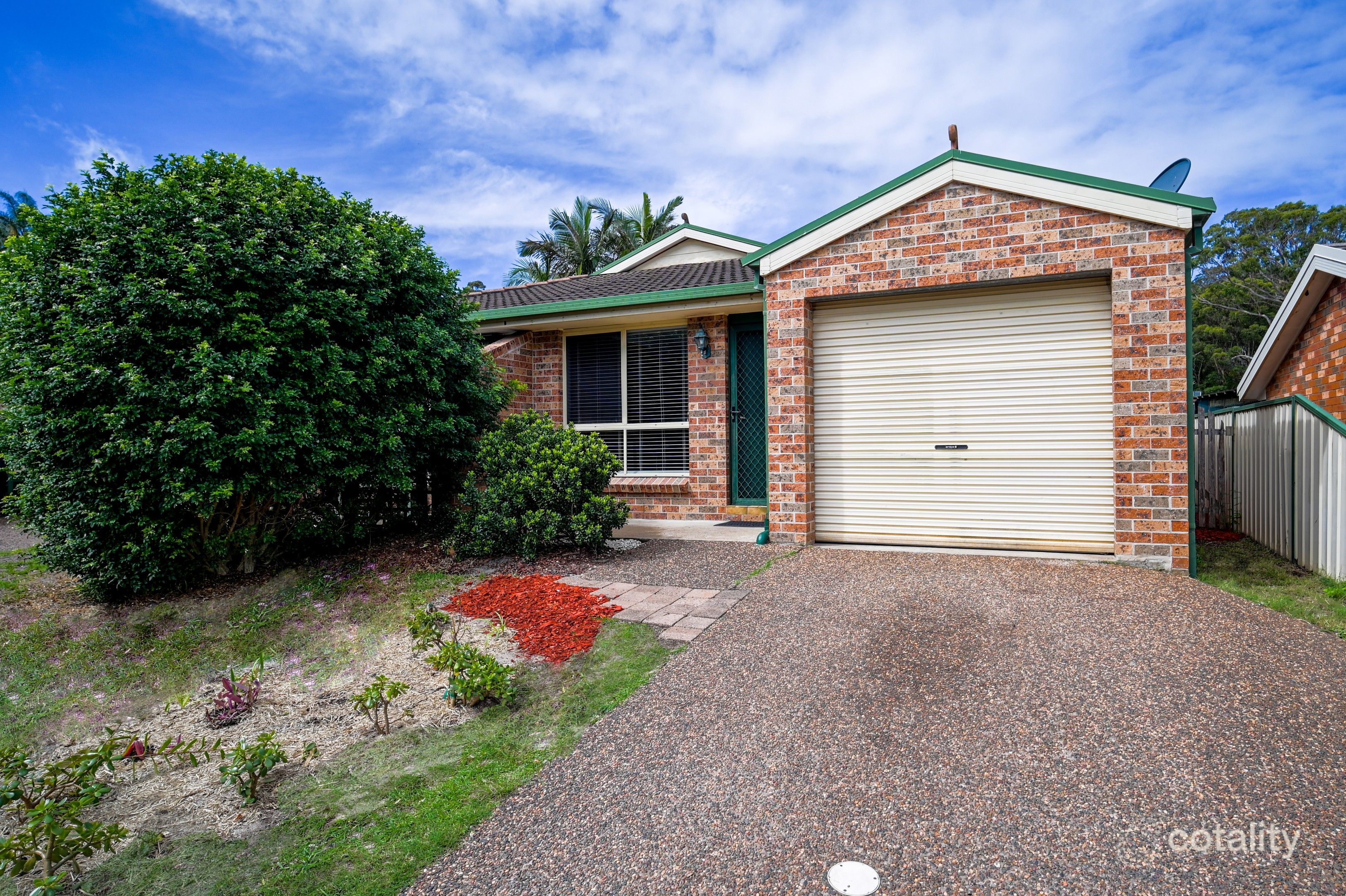 2/41 Nioka Pl, Swansea, NSW 2281