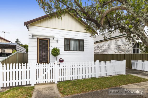 34 Swan St, Hamilton, NSW 2303