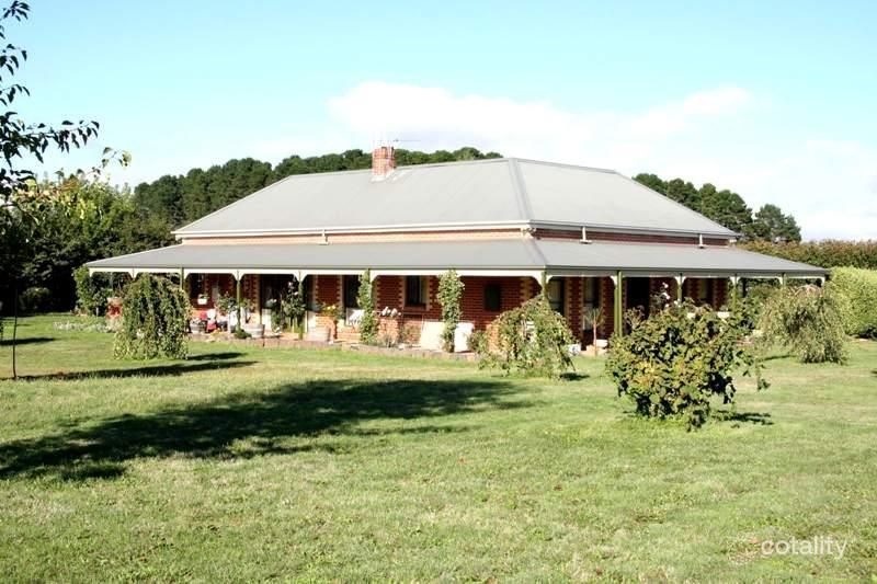 24 Kronks Lane, Woodend North, VIC 3442