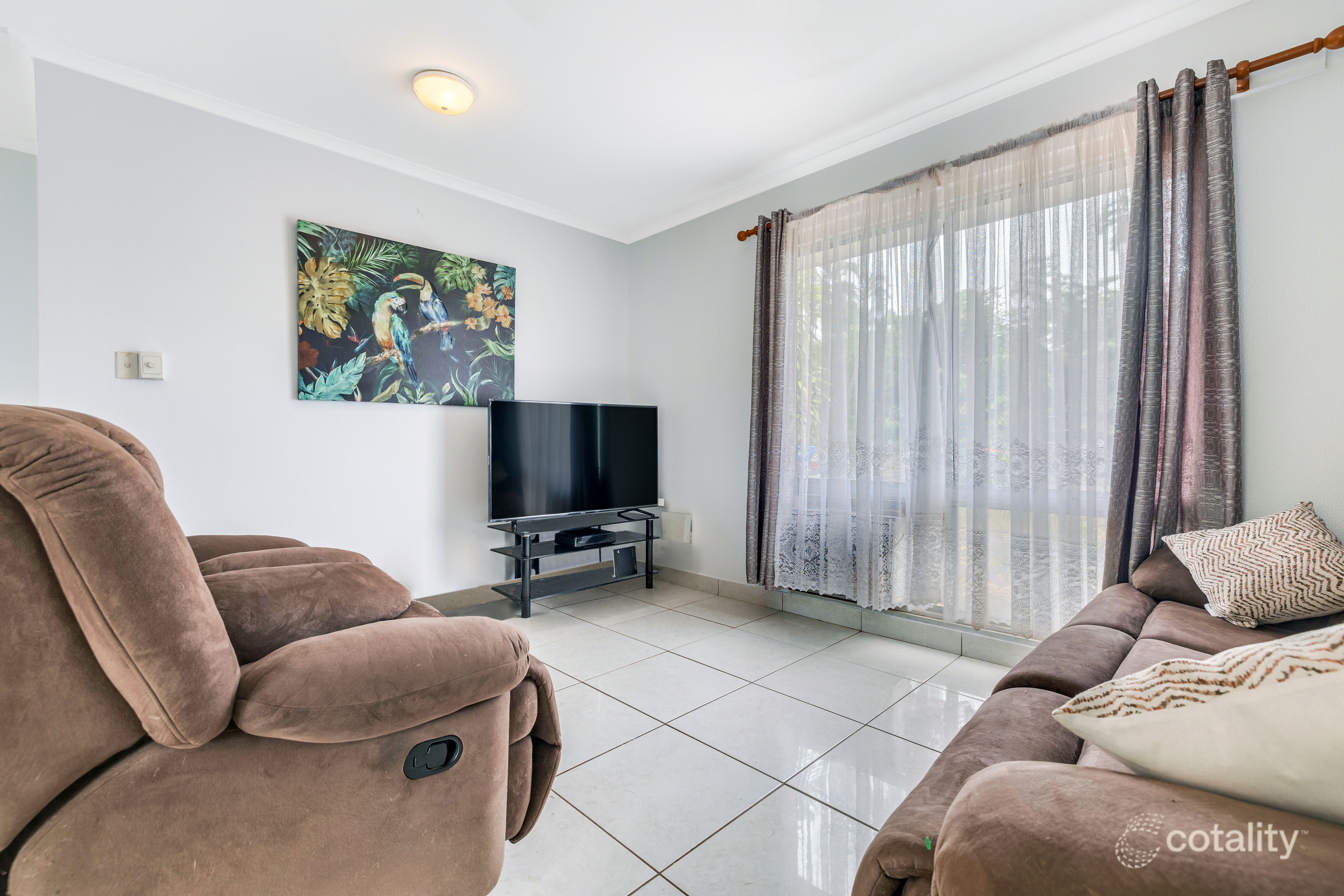 8 Roe Ct, Gray, NT 0830