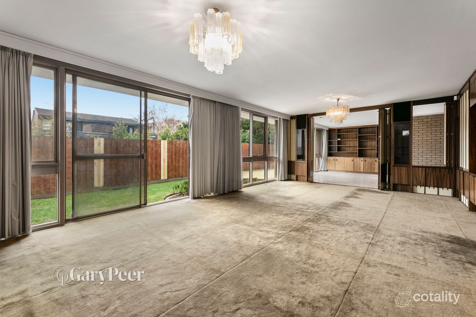 15 Yanakie Cres, Caulfield North, VIC 3161