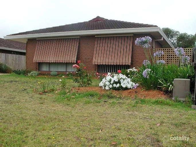 5 Aspect Ct, Sale, VIC 3850