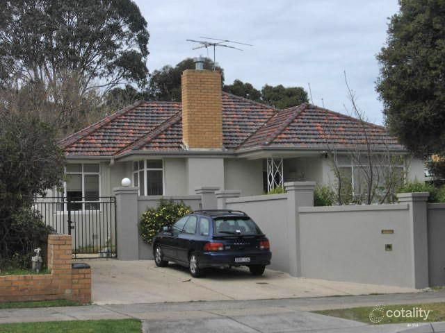 32 Golf Rd, Oakleigh South, VIC 3167