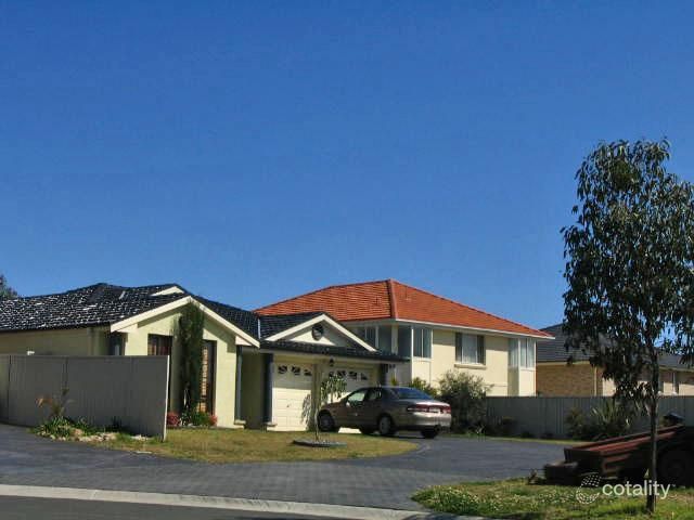 13 Lomandra Ct, Voyager Point, NSW 2172