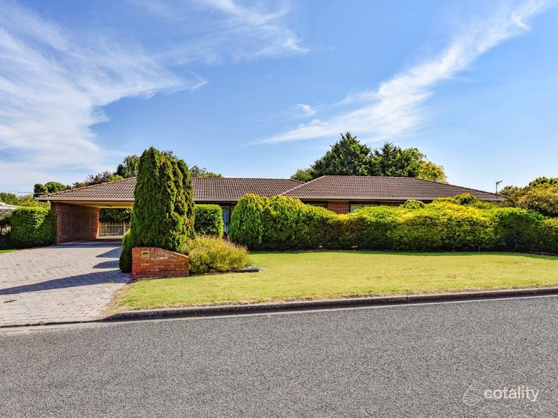 12 Mowbray St, Millicent, SA 5280