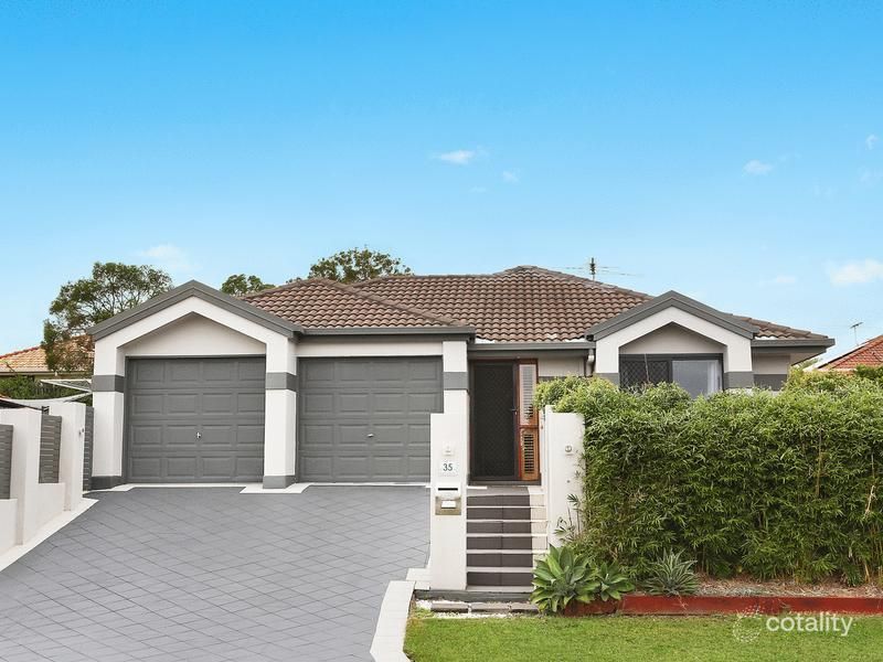 35 Manor Cres, Wakerley, QLD 4154