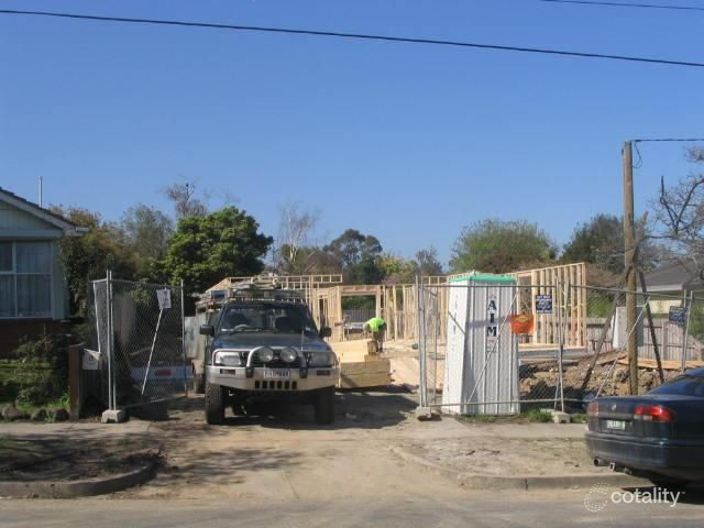 17 Pheasant St, Burwood, VIC 3125