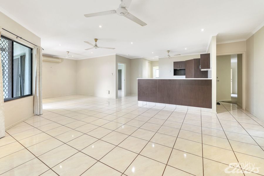 17 Savage Cl, Farrar, NT 0830