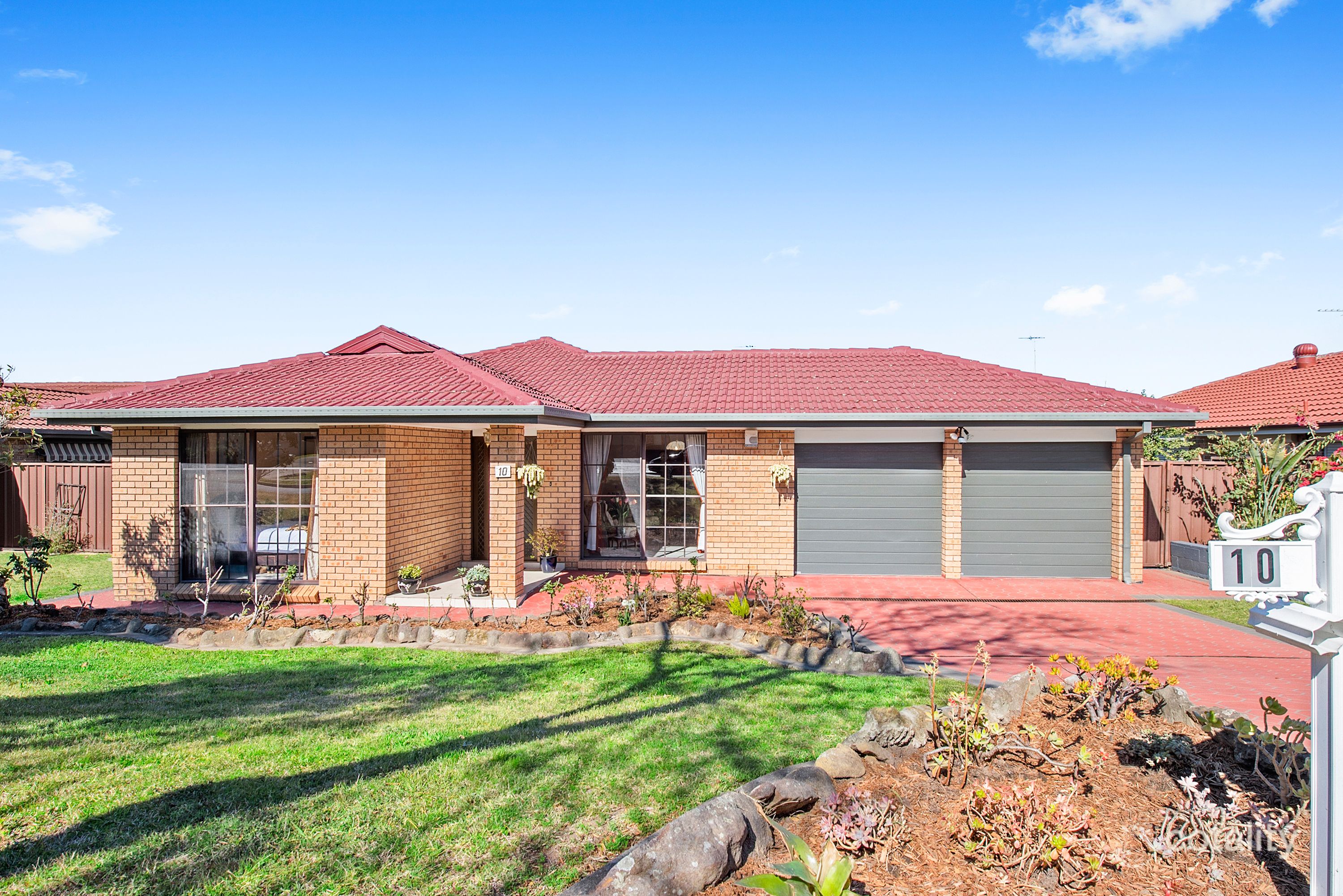 10 Hinkler Pl, Doonside, NSW 2767