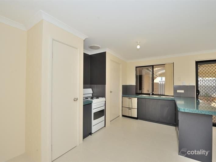 8 Pimento Cir, Port Kennedy, WA 6172