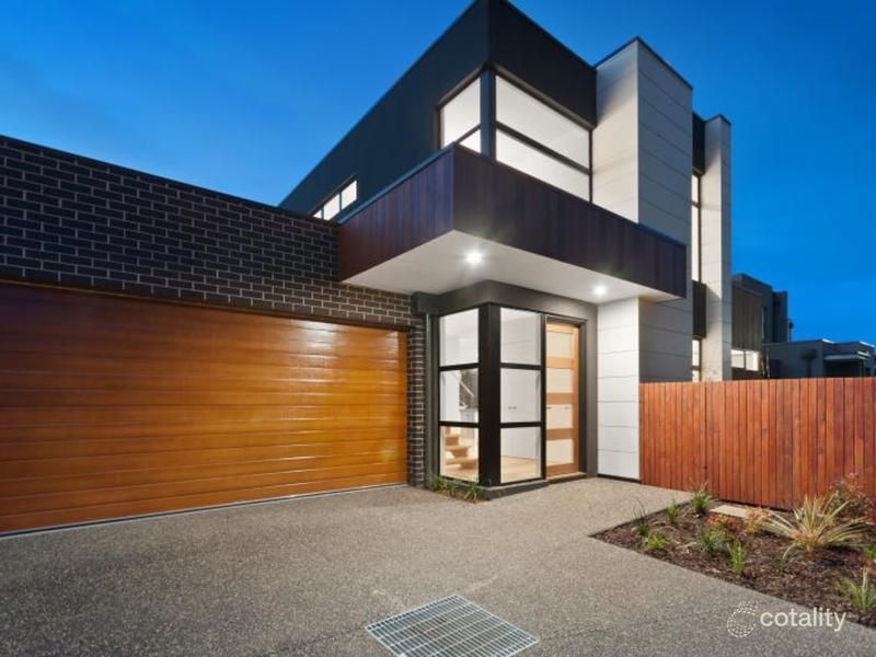 1 Pine Ave, Mornington, VIC 3931