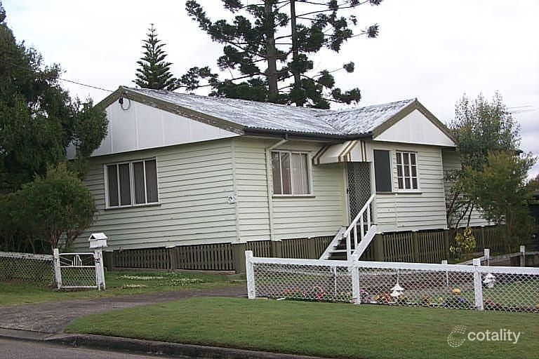 84 Arrol St, Camp Hill, QLD 4152
