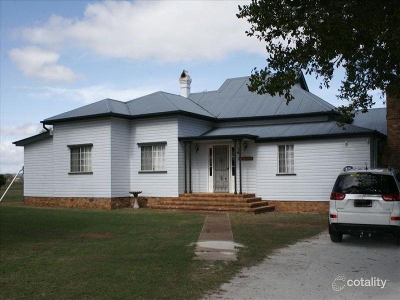 11 Bernecker St, Warwick, QLD 4370