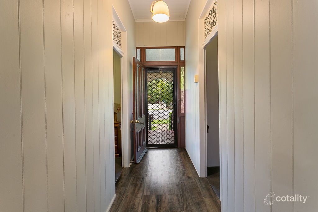 126 Chermside Rd, East Ipswich, QLD 4305