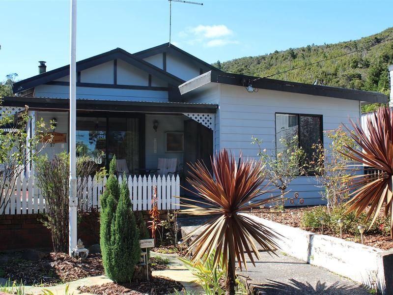 37 Dixon St, Queenstown, TAS 7467