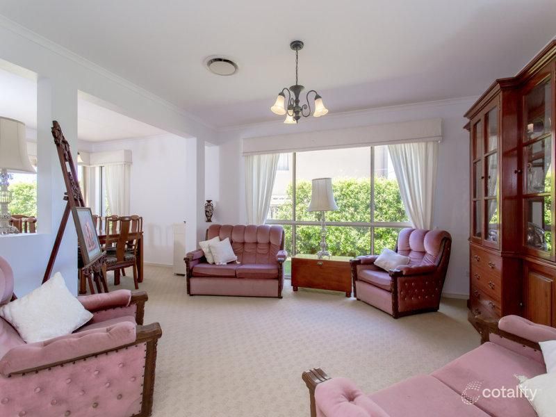 235 Ashmore Rd, Benowa, QLD 4217