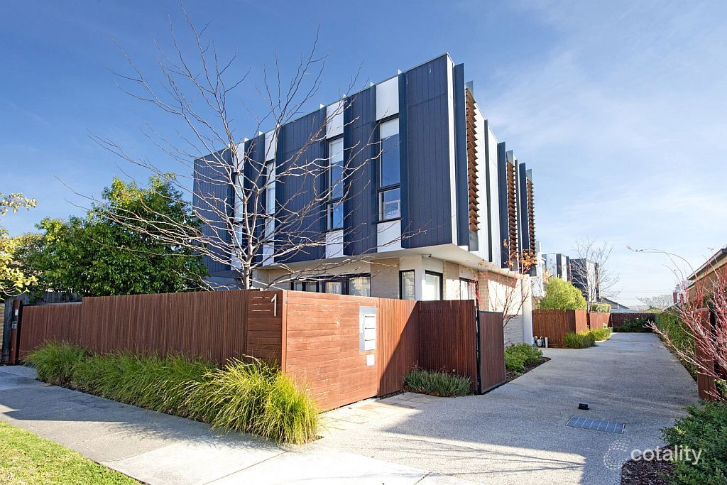 2/1 Graham Ave, Mckinnon, VIC 3204