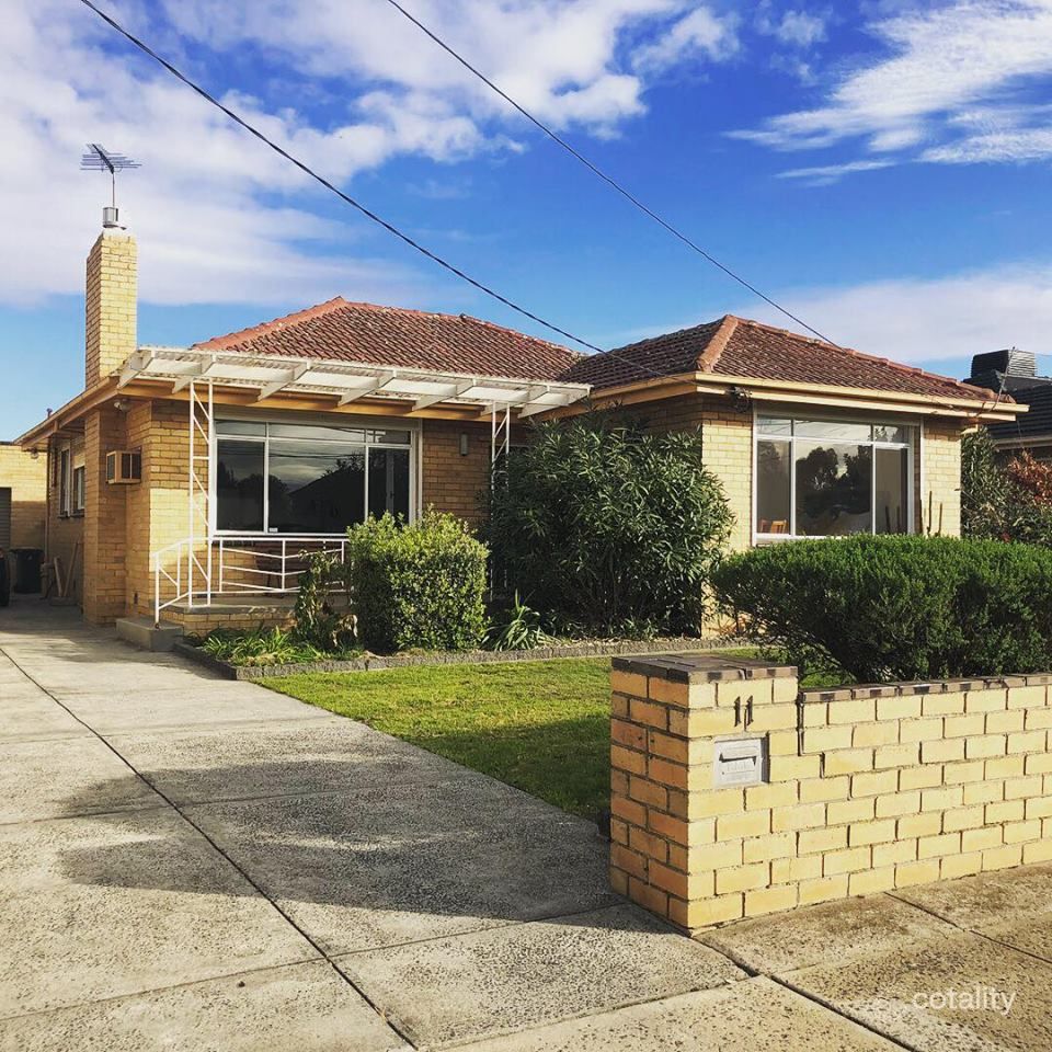 11 North Box Ct, Hadfield, VIC 3046