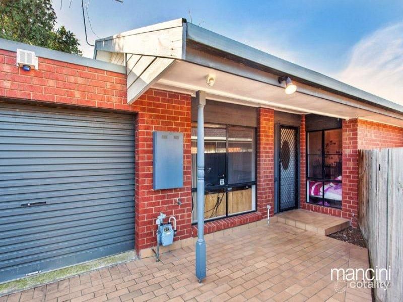 2/49 Canonbury Cir, Seabrook, VIC 3028
