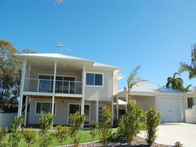 9a Acacia Ave, Sandy Beach, NSW 2456