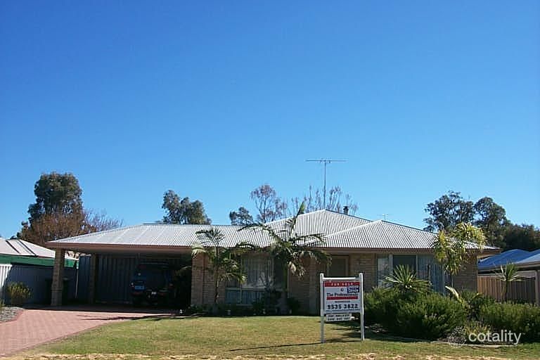 8 Misty Mndr, Greenfields, WA 6210