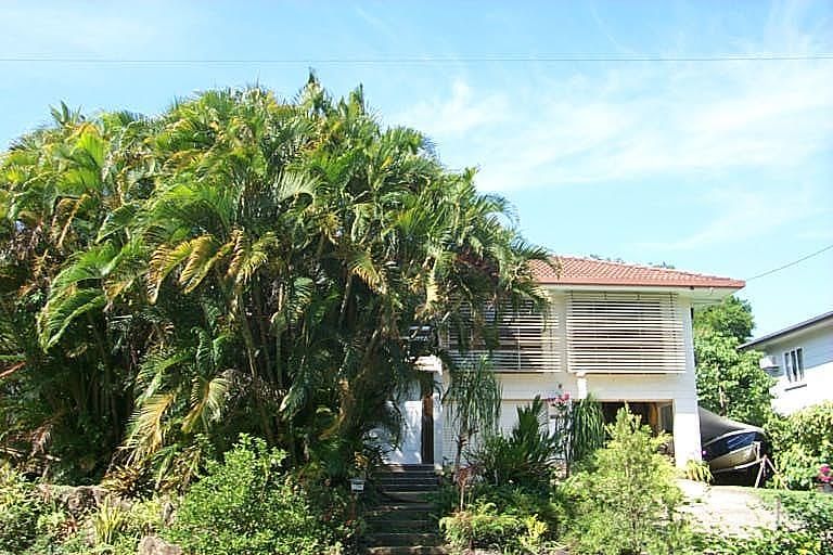 26 Kevin St, Whitfield, QLD 4870