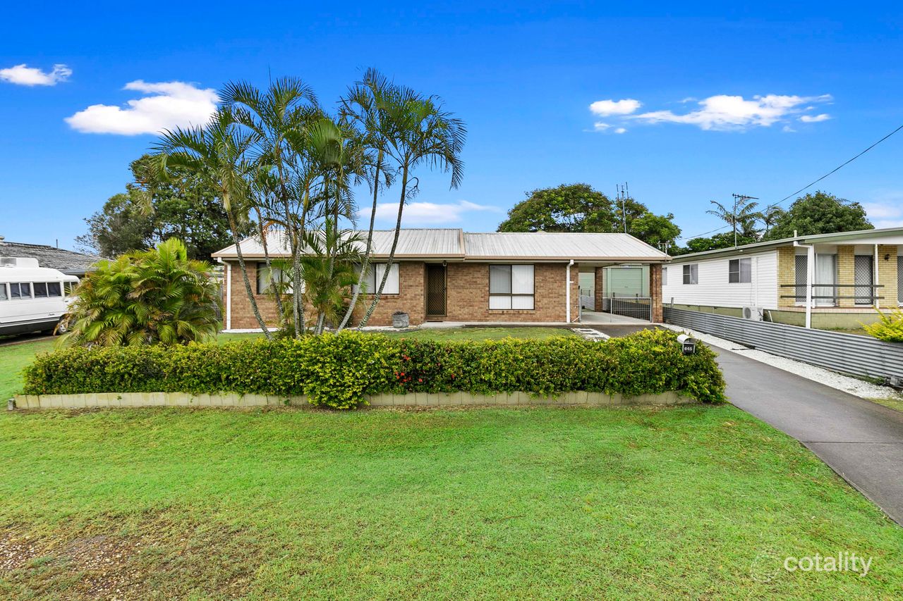 645 Boat Harbour Dr, Urangan, QLD 4655