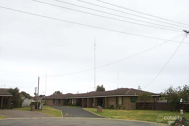 1/2 Fryer Pl, East Bunbury, WA 6230