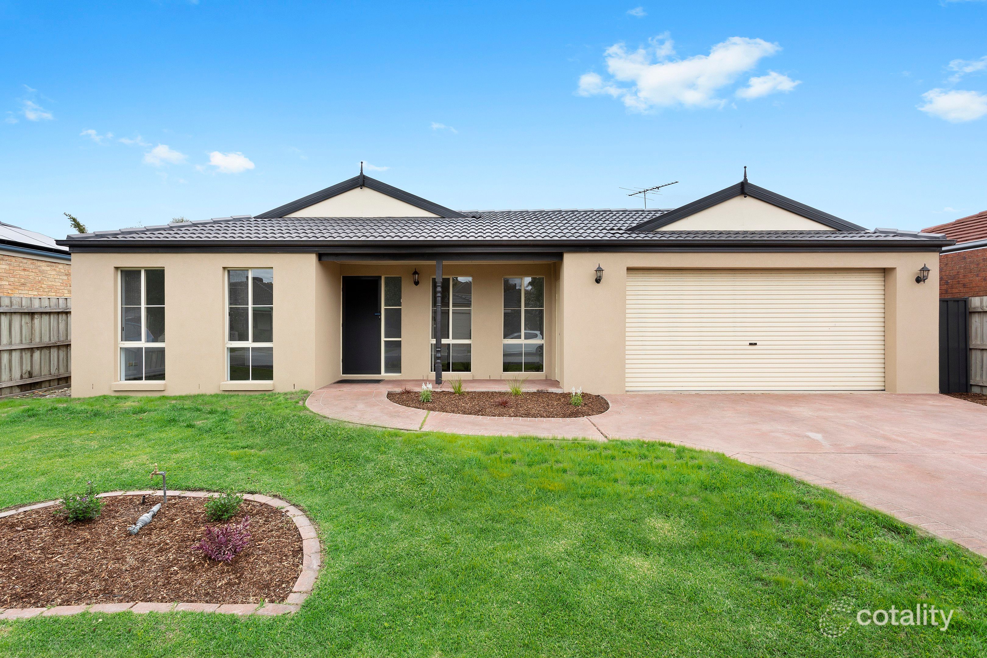 5 Lady Barlow Ct, Patterson Lakes, VIC 3197