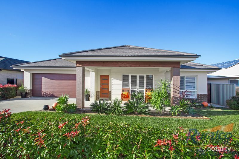 7 Peak Dr, Hillvue, NSW 2340