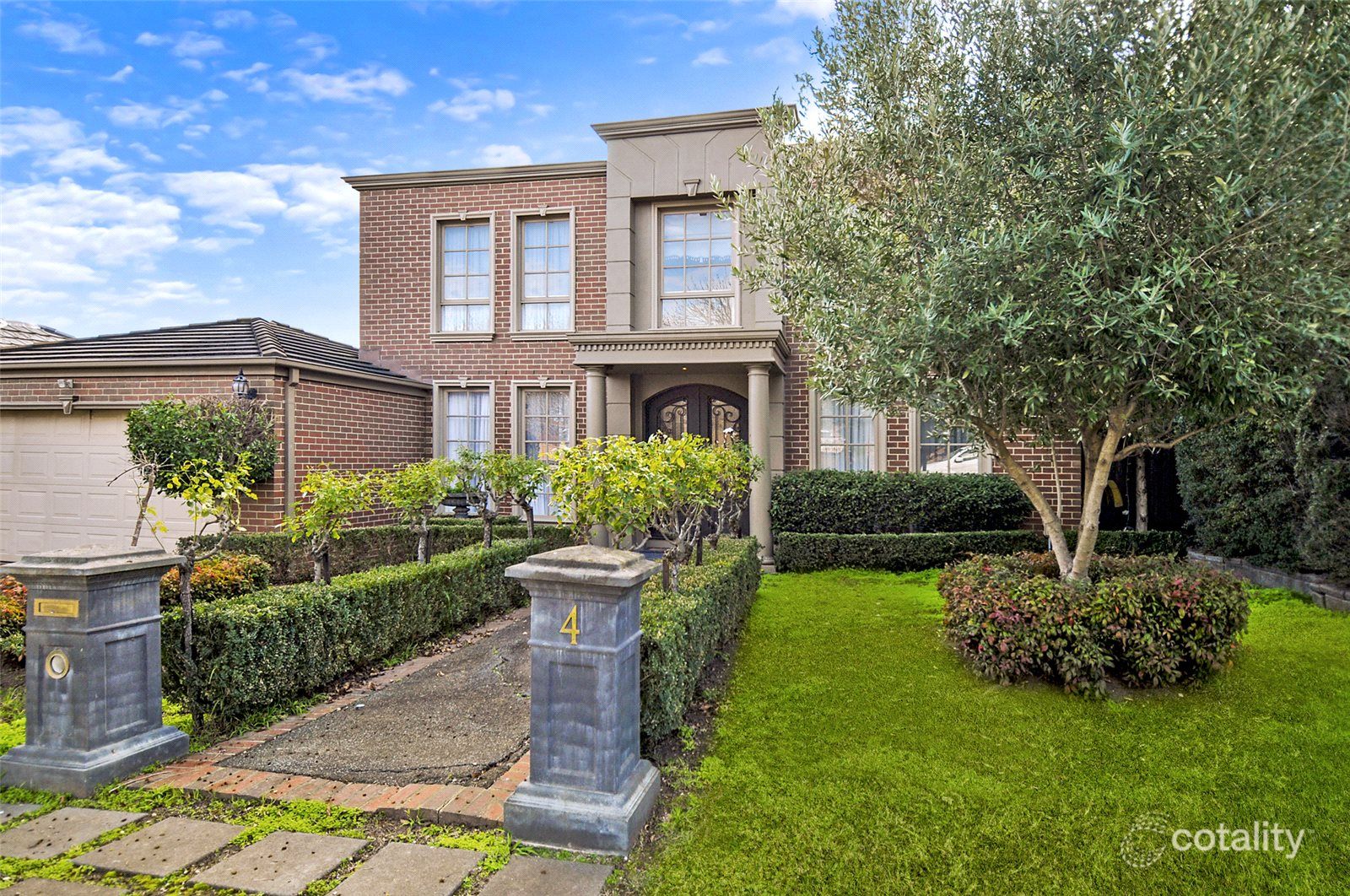 4 Damask Pl, Niddrie, VIC 3042