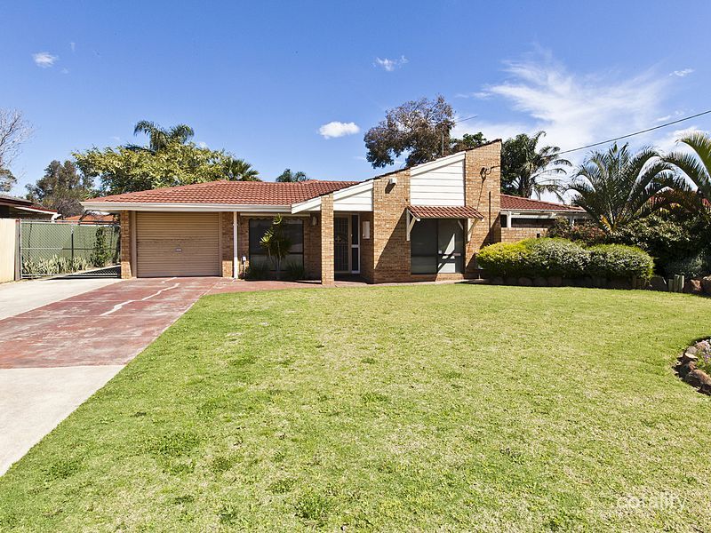 32 Calluna Way, Forrestfield, WA 6058