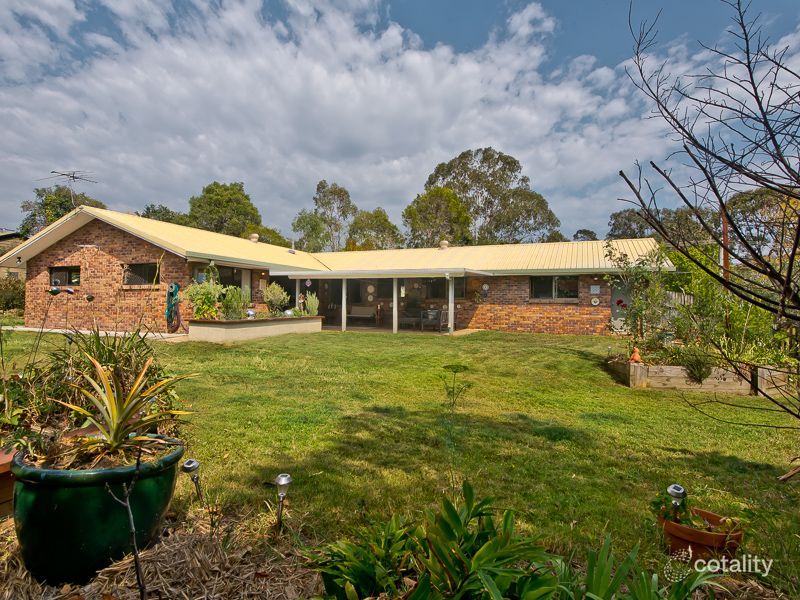 11 Lewisham Ct, Birkdale, QLD 4159