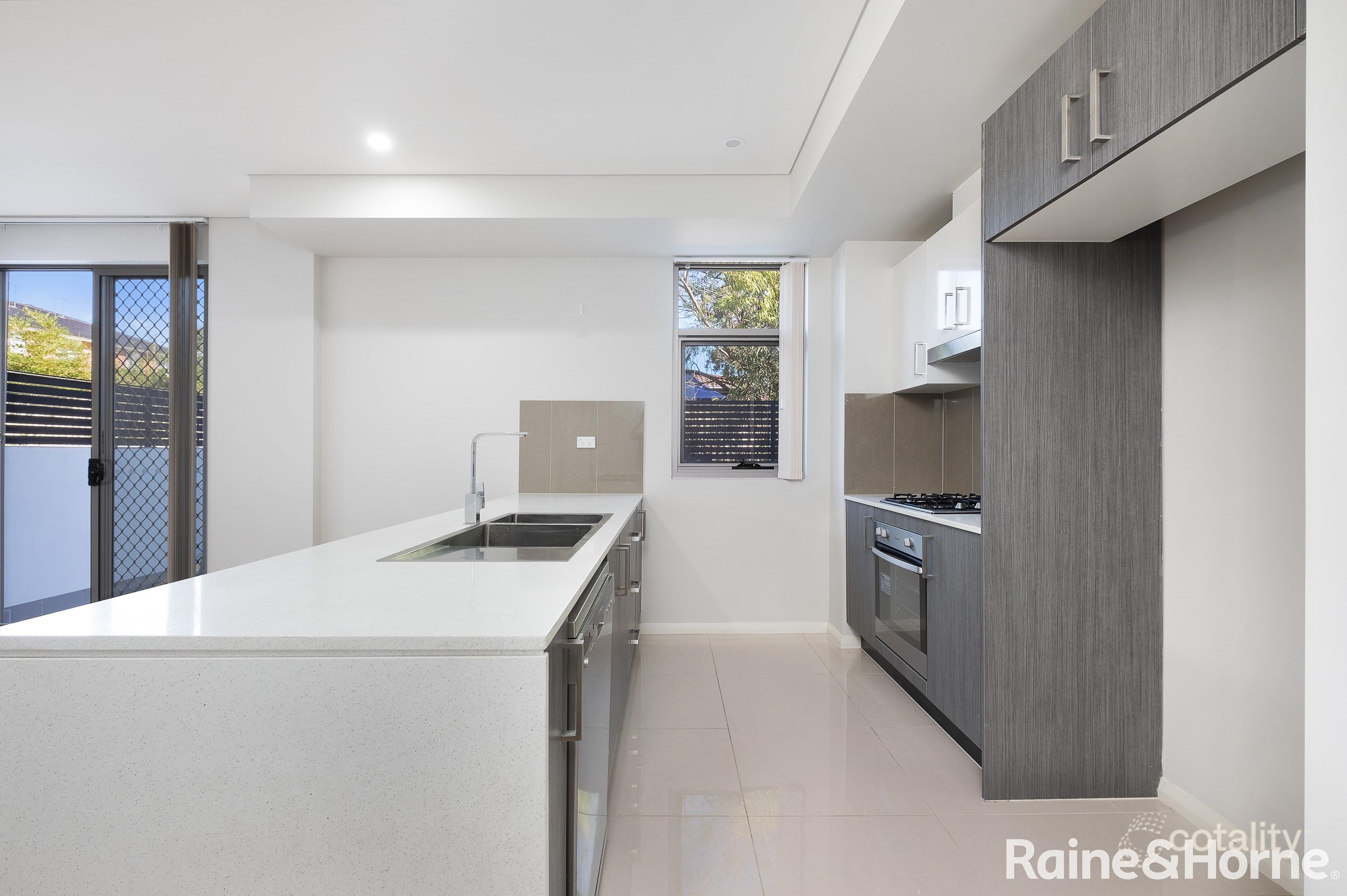 18/25 Railway Rd, Quakers Hill, NSW 2763