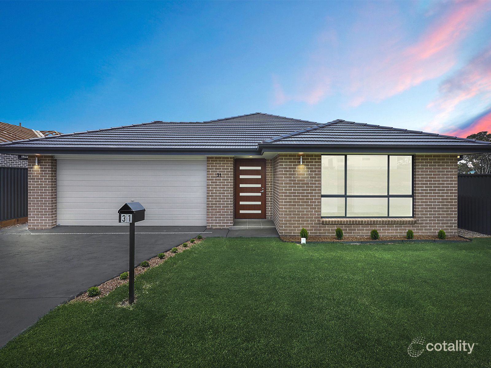 31 Highland Cres, Thirlmere, NSW 2572